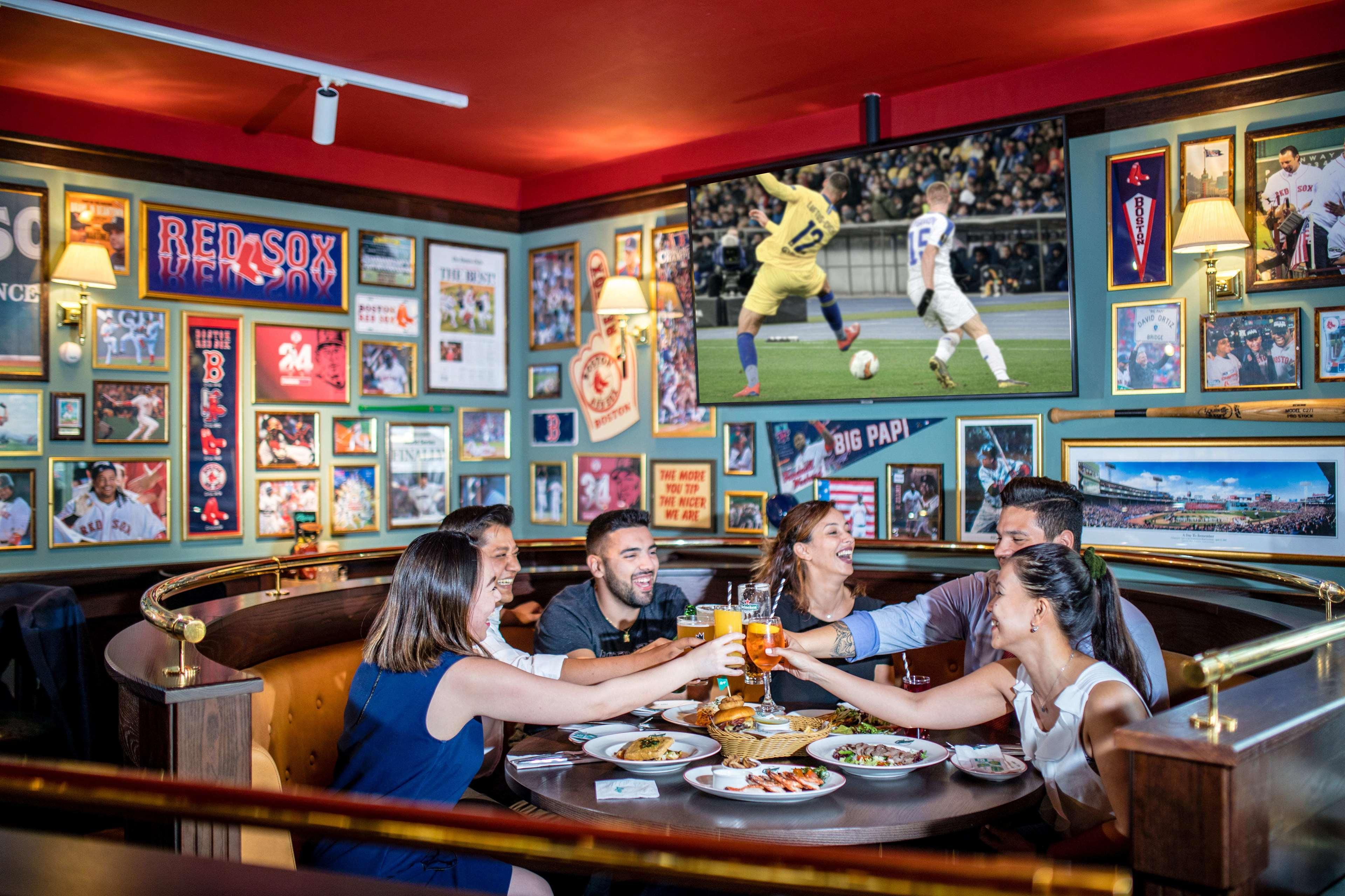 Golden Sands Boutique Hotel-Dubai Creek Εξωτερικό φωτογραφία Hard Rock Cafe, Dubai