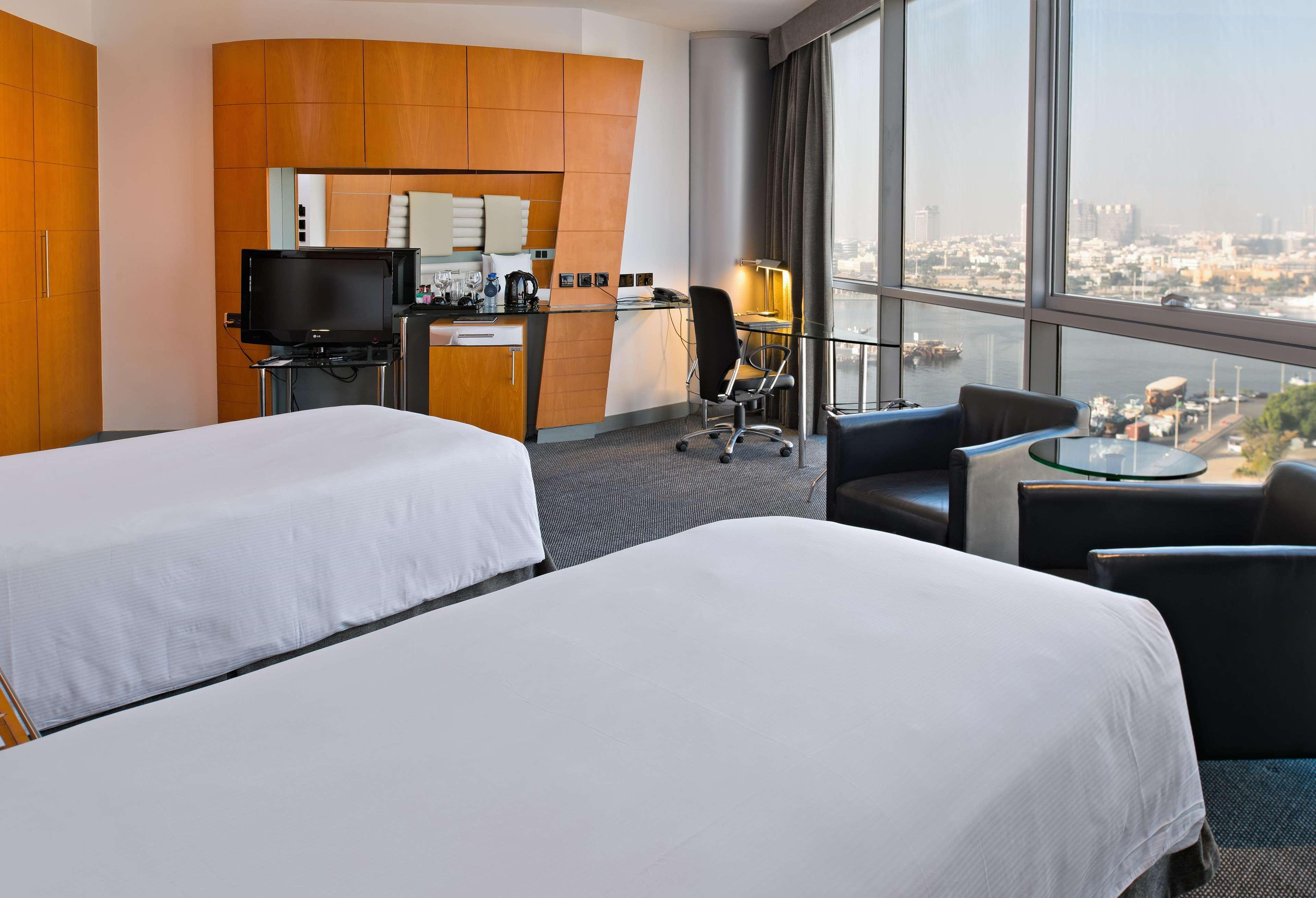 Golden Sands Boutique Hotel-Dubai Creek Εξωτερικό φωτογραφία A typical room at the hotel